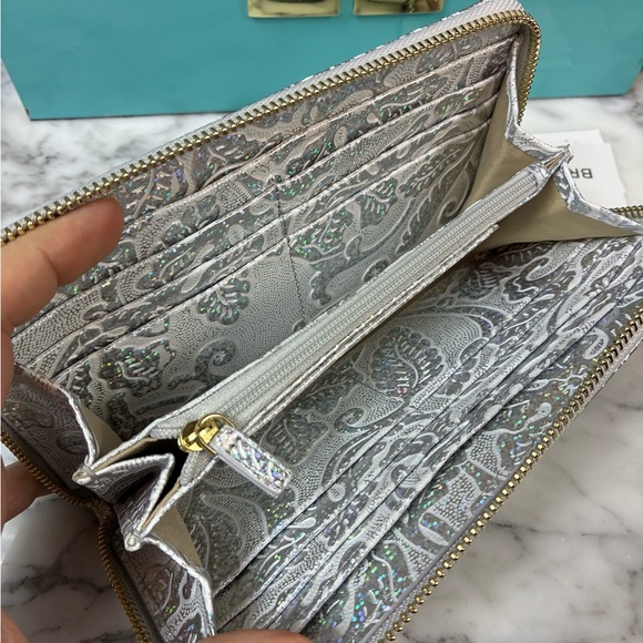 Brahmin Chrome Iridescent Estonia Suri Zip Around Continental Wallet - NWT 🔥 🔥 - Picture 7 of 10